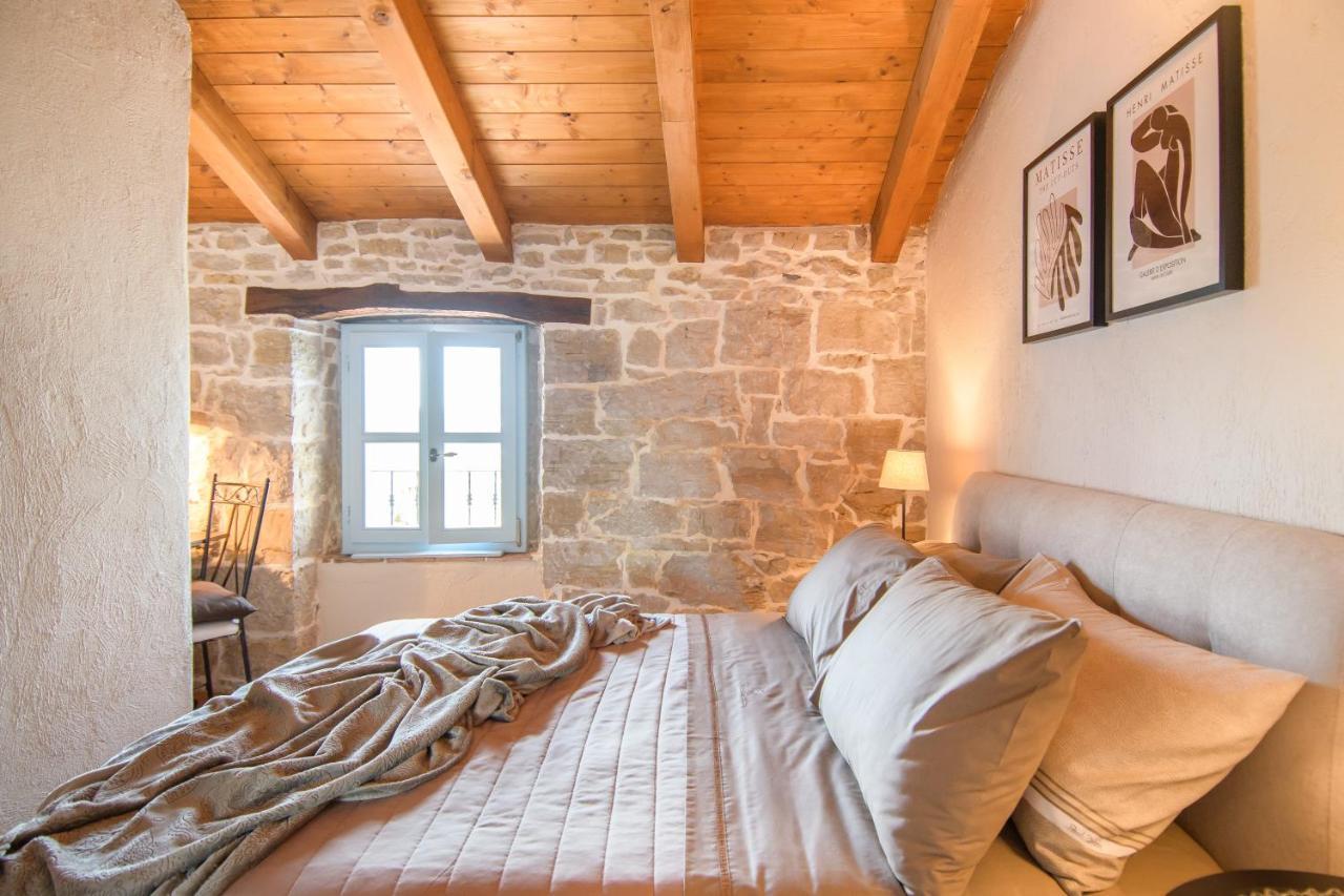Villa C'Est La Vie Buje Exterior foto
